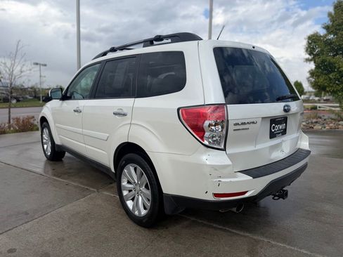 Used 2011 Subaru Forester 2.5X Limited w/ Popular Equipment Group 7B AWD/4WD image 5