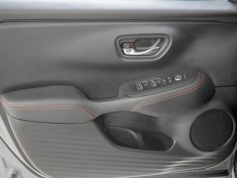 Used 2024 Honda HR-V Sport image 15