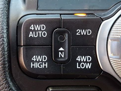 Used 2022 RAM 1500 Laramie image 27