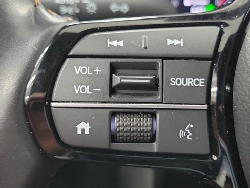 Used 2025 Honda HR-V Sport image 25