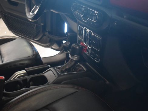 Used 2020 Jeep Gladiator Rubicon image 48