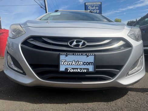 Used 2013 Hyundai Elantra GT w/ Touch & Go Pkg FWD image 8