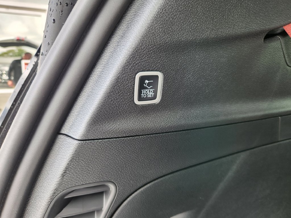 New 2027 Chrysler Pacifica Select FWD image 15