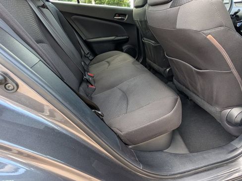Used 2021 Toyota Prius LE FWD image 20