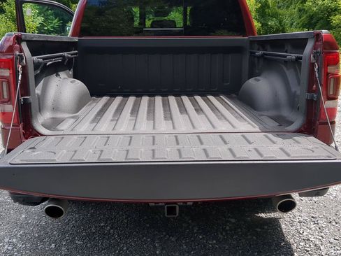 Used 2023 RAM 1500 Laramie AWD/4WD image 21