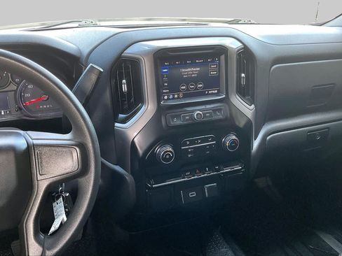 Used 2020 Chevrolet Silverado 1500 Custom w/ Custom Value Package RWD image 7