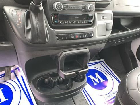 Used 2024 RAM ProMaster 2500 w/ Convenience Group FWD image 15