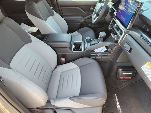 New 2025 Toyota Tacoma TRD Off-Road image 10