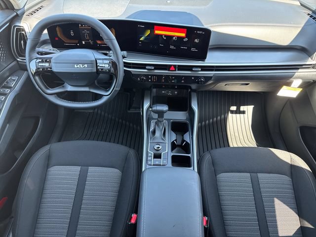 New 2026 Kia Sorento LX FWD image 17