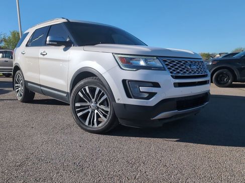Used 2016 Ford Explorer Platinum image 1