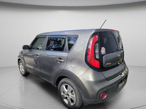 Used 2019 Kia Soul w/ Convenience Package FWD image 6