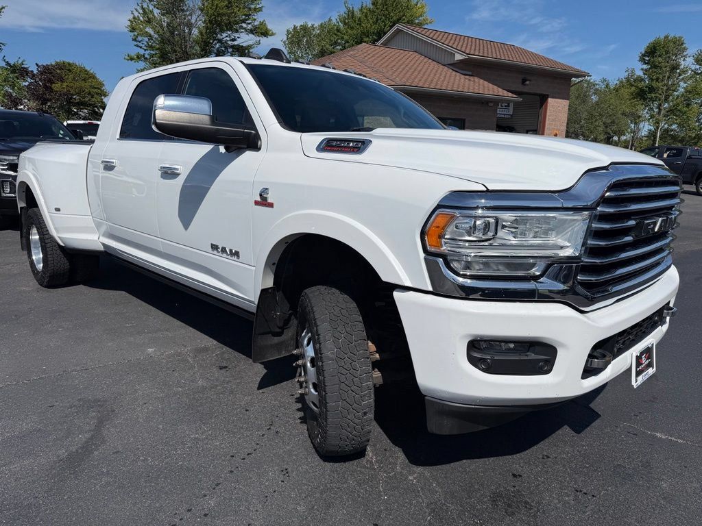 Used 2019 RAM 3500 Limited AWD/4WD image 3