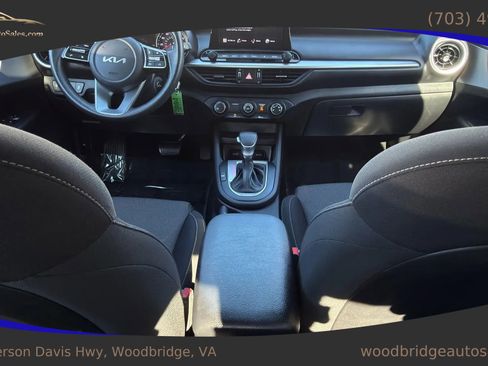 Used 2023 Kia Forte LXS image 30