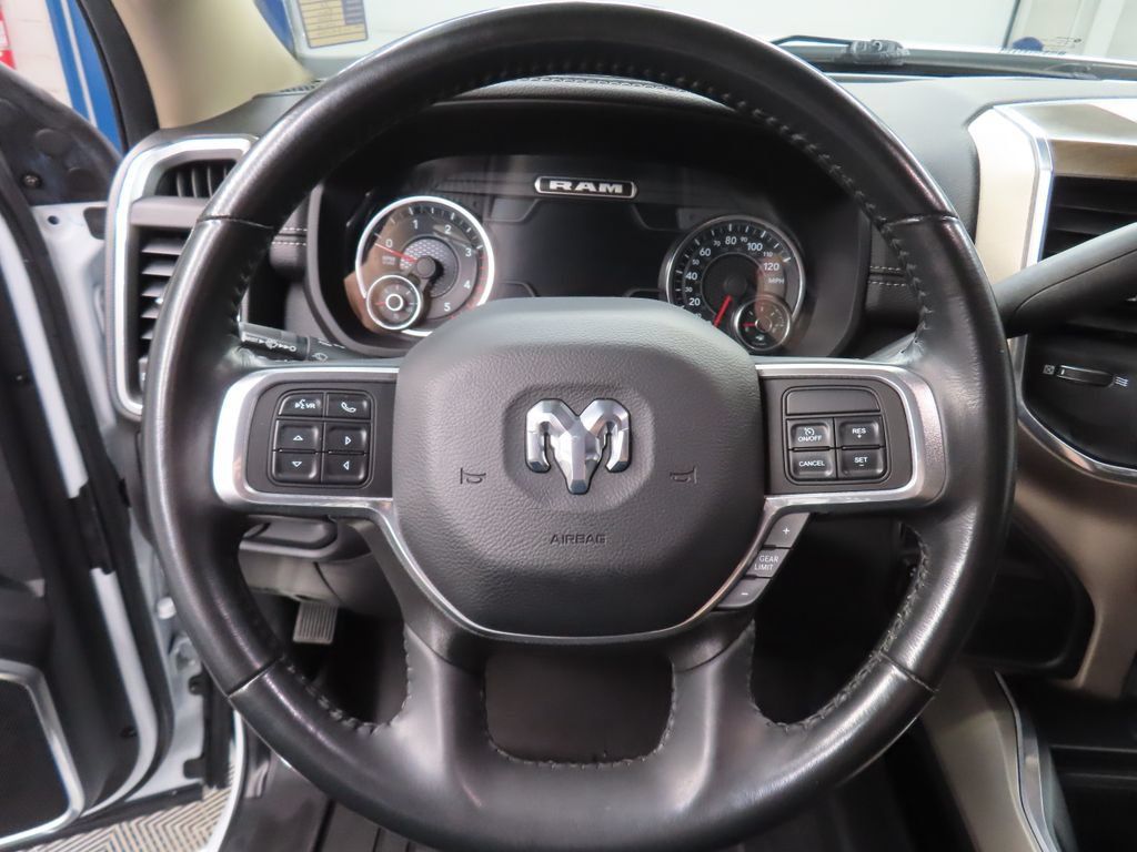 Used 2022 RAM 2500 Laramie AWD/4WD image 39
