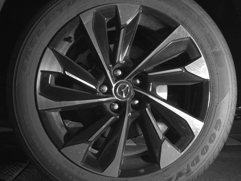 Used 2025 MAZDA CX-50 2.5 Hybrid w/ Premium Plus Pkg image 14