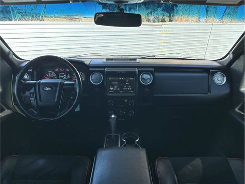 Used 2014 Ford F150 FX4 w/ Equipment Group 402A Luxury image 18