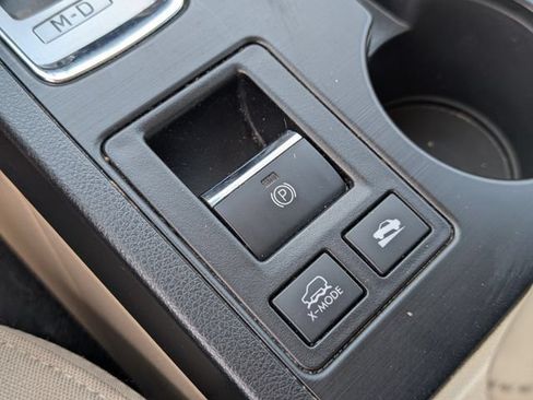 Used 2018 Subaru Outback 2.5i AWD/4WD image 29