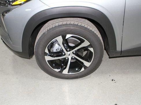 New 2026 Chevrolet Trax RS w/ Driver Confidence Package FWD image 12