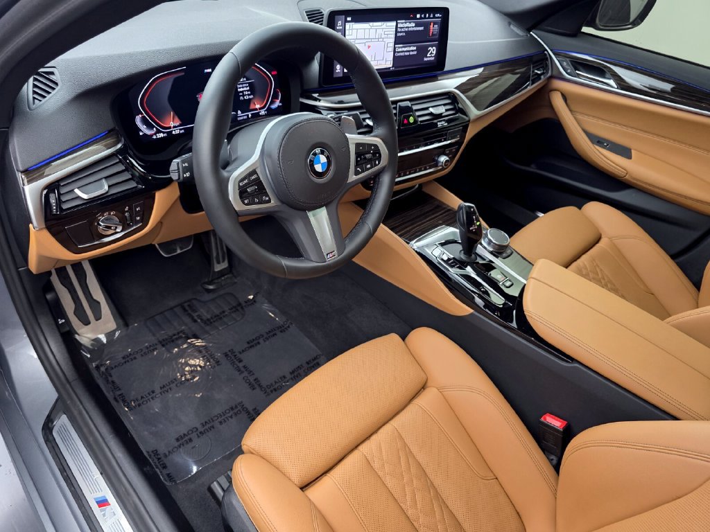 Certified 2023 BMW 530i xDrive w/ M Sport Package AWD/4WD image 10