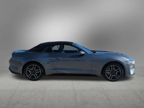 Used 2023 Ford Mustang Premium image 7