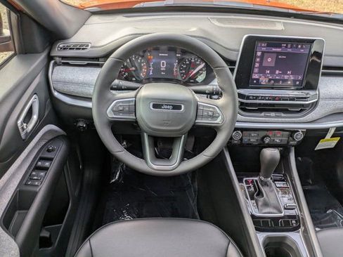 New 2026 Jeep Compass Latitude AWD/4WD image 14