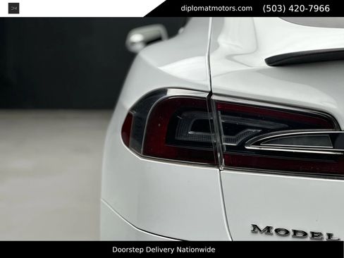 Used 2013 Tesla Model S Performance image 15