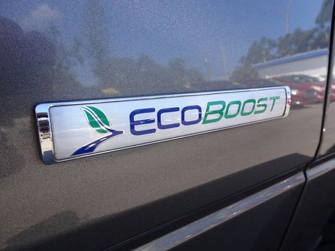 Used 2013 Ford F150 XLT w/ XLT Chrome Pkg image 47