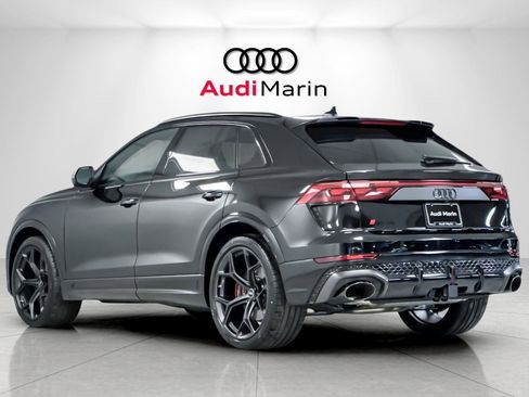 New 2026 Audi RS Q8 performance image 3