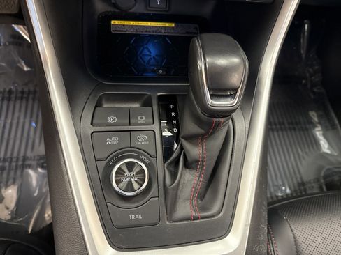 Used 2021 Toyota RAV4 XSE image 37