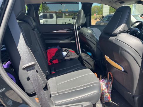 Used 2022 INFINITI QX60 Luxe w/ Cargo Package image 16