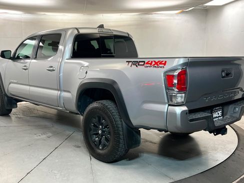 Used 2021 Toyota Tacoma TRD Off-Road w/ Technology Package AWD/4WD image 3