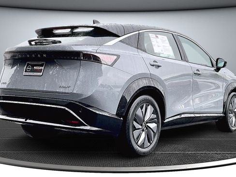 Used 2024 Nissan Ariya EVOLVE+ image 6
