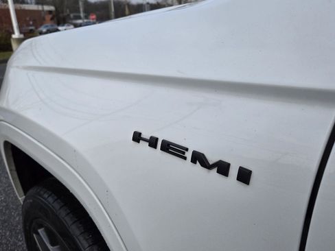 Used 2023 Jeep Grand Cherokee L Summit image 3