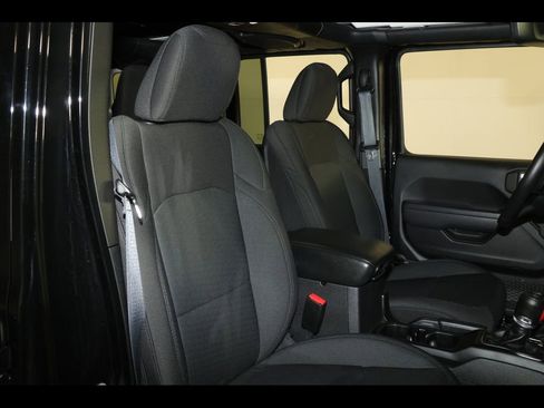 Used 2022 Jeep Wrangler Unlimited Sport w/ Sun And Sound Package AWD/4WD image 28