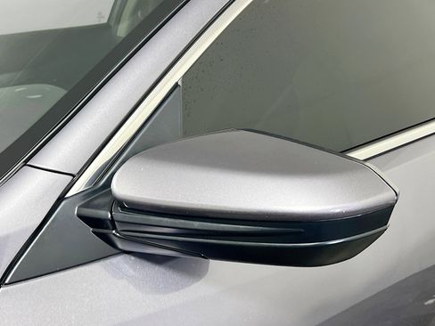 Used 2019 Honda Insight LX image 12