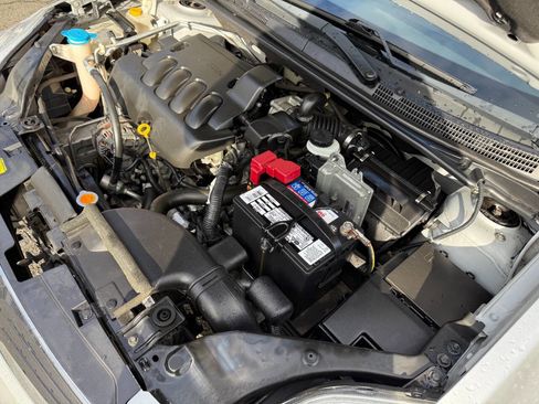 Used 2011 Nissan Sentra 2.0 S image 11