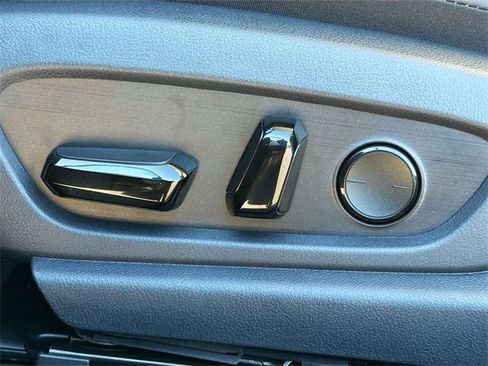 New 2025 Lexus ES 350 w/ Premium Package image 25