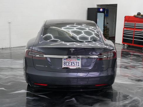 Used 2017 Tesla Model S 75D AWD/4WD image 4