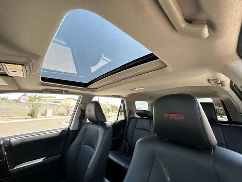 Used 2020 Toyota 4Runner TRD Off-Road Premium w/ Moonroof Package AWD/4WD image 19