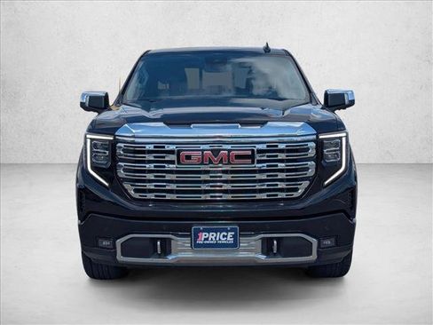 Used 2023 GMC Sierra 1500 Denali AWD/4WD image 2