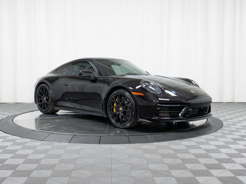 Used 2023 Porsche 911 Carrera GTS RWD image 9