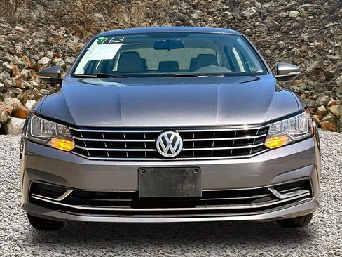 Used 2019 Volkswagen Passat 2.0T Wolfsburg FWD image 3