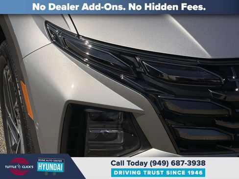 Certified 2025 Hyundai Tucson Limited AWD/4WD image 16