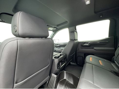 Used 2025 GMC Sierra 1500 AT4 AWD/4WD image 26