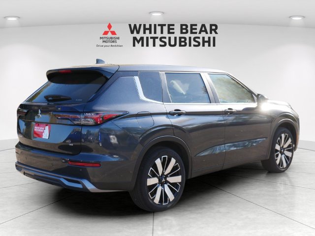 Used 2026 Mitsubishi Outlander SE AWD/4WD image 5