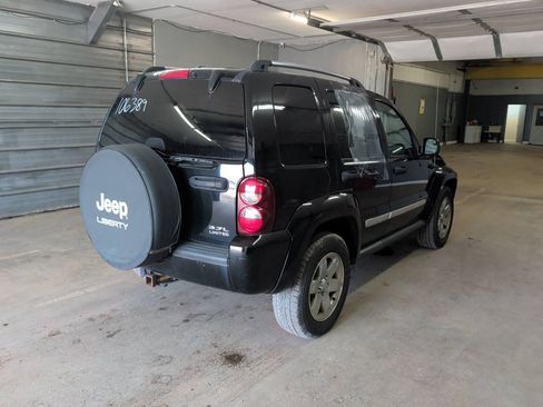 Used 2007 Jeep Liberty Limited AWD/4WD image 5