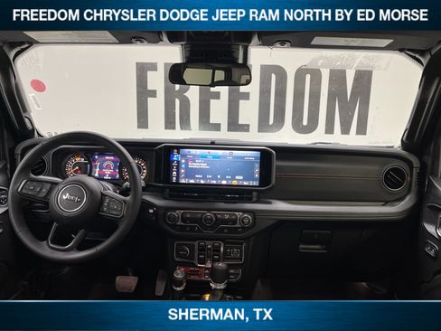 Used 2025 Jeep Wrangler Unlimited Rubicon image 10