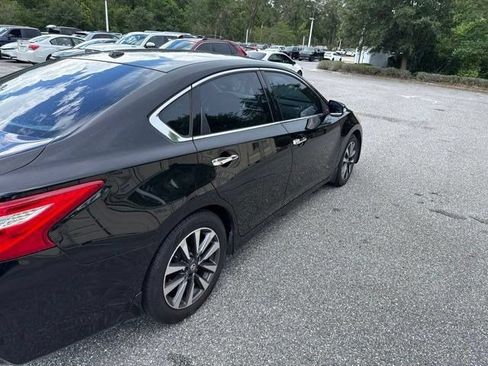 Used 2016 Nissan Altima 2.5 SV w/ Convenience Package FWD image 7