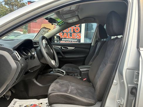 Used 2015 Nissan Rogue SV AWD/4WD image 10