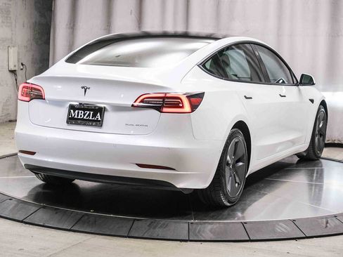 Used 2021 Tesla Model 3 Long Range AWD/4WD image 4